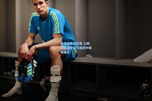 安德森蓄势待发 三狮军团战安道尔或迎中场新面孔