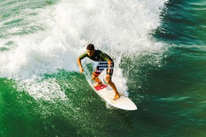 热刺锁定未来核心，28岁中场本坦库尔续下长约，波斯特科格鲁体系再添基石